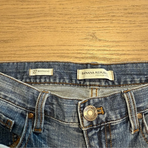 Banana Republic Boyfriend Distressed Jeans Sz 27 Relaxed Fit 90s Bohemian Modern - Picture 8 of 11